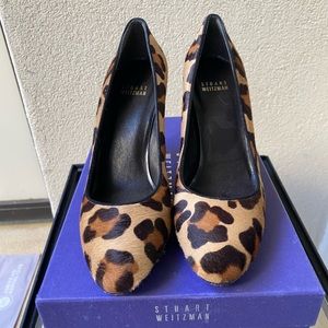 Stuart Weitzman Classic style heels in a fun leopard print